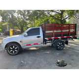 Tapete Pvc Chevrolet D-max Luv Dmax Estacas 2011