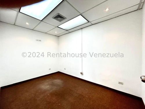 Ana Torres. Oficina En Venta 25334 En Los Palos Grandes - Imagen 4