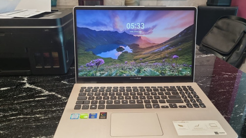 Laptop Asus Vivobook S15