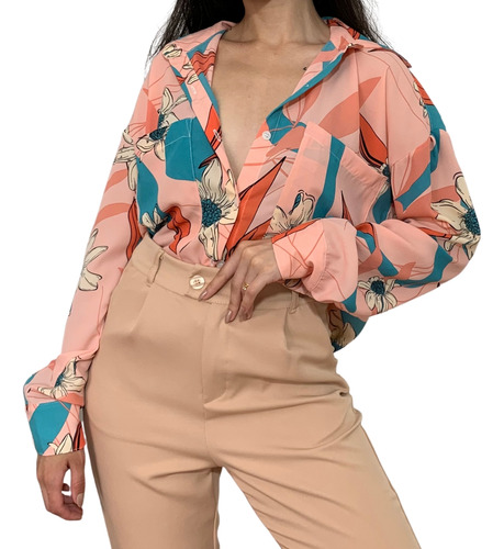 Camisa Social Feminina Oversized Com Bolsos Frontal