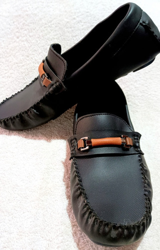 Zapatos (precio Negociable) Mocasines Bata Hombre Color Negr