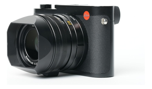  Leica Q2