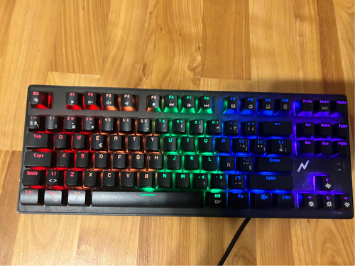 Ganon Xs // Teclado Mecánico Gamer Retroiluminado Usado