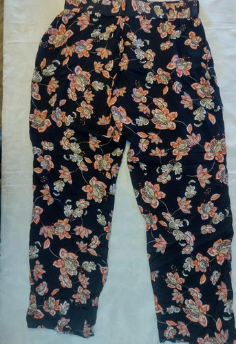 Pantalón Con Elástico Negro Floreado Syes. T. 56. - - 