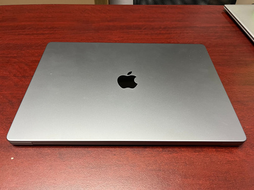 Macbook Pro 2023 16  Chip M2 Pro 16gb Ram 1tb Ssd Plateada