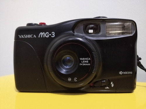 Câmera Fotográfica Yashica Mg-3 Analógica
