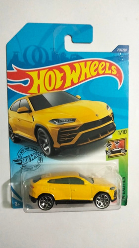 Hot Wheels Lamborghini Urus 213/250 Amarillo