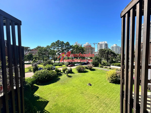 Venta De Apartamento De Dos Dormitorios Punta Del Este - Imagen 3