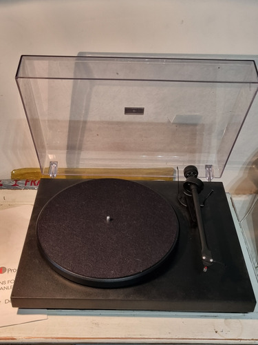 Bandeja Giradiscos Pro-ject Debut Iii + Phono Box Ii 