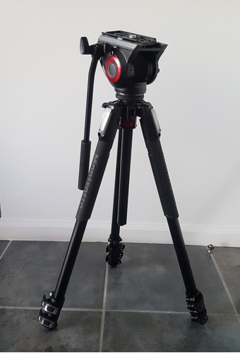 Kit Manfrotto Tripode Mt190xpro3 + Cabezal Mvh500ah Video