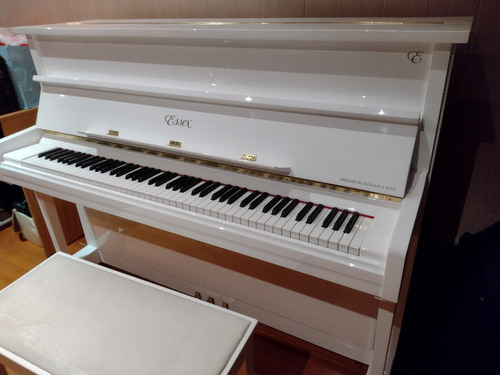 Piano Essex - Steinway & Sons Eup-116 Blanco 88 Notas
