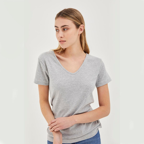 Cyber Monday Remera Mujer Escote V Art 4002 Tres Ases