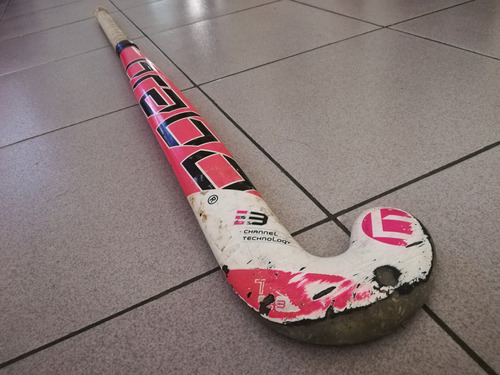 Palo Hockey Brabo 50%carbono 36''