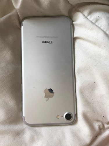  iPhone 7 32 Gb  Plata Repuesto