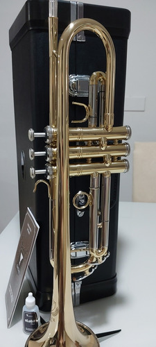 Trompete Eagle Tr504 - Case De Luxo - Impecável Lindo!!!