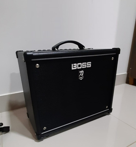 Amplificador Cubo Guitarra Boss Katana 50 Mkii