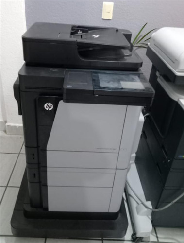 Multifuncional Hp Lacer Jet M680 Empresarial