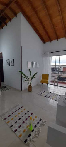 Vendo Apartamento Gratamira Con Ascensor Garaje Propio $240 Mill (l.m)