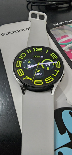 Vendo Smartwatch Samsung 6 De 44 Mm Silver