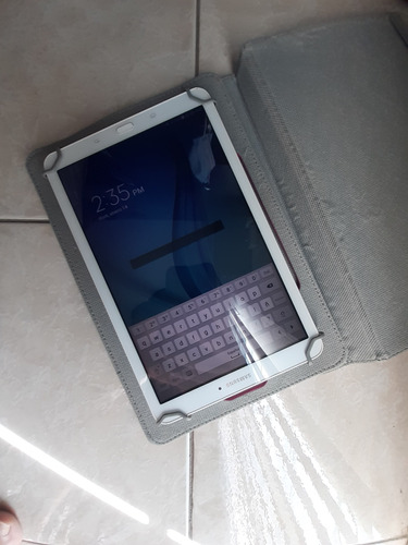 Tablet Samsung Galaxy Tab E Modelo Sm T560