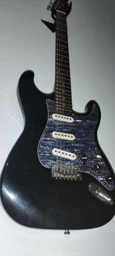 Guitarra Eléctrica Stratocaster Excelente Estado