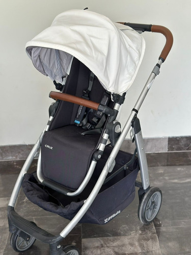 Carriola De Paseo Uppababy Cruzy Y Portabebe Mesa