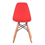 Silla Eames Kids / Grupo Tornado / Moutet