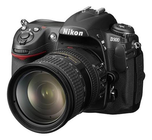 Camera Nikon D3000, Corpo E Lente 18-55