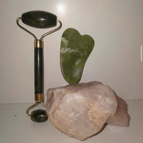 Rodillo De Jade + Piedra Gua Sha