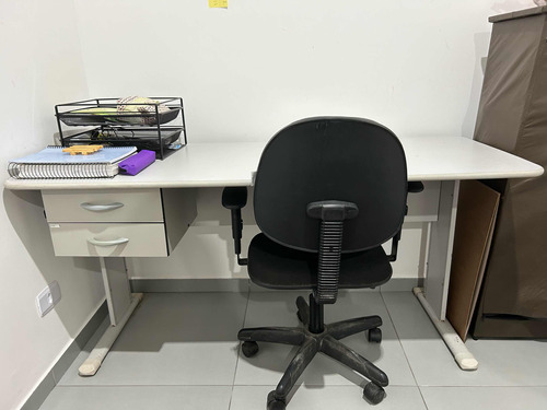 Escrivaninha (mesa De Escritório) + Cadeira De Escritório