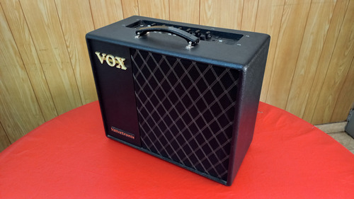 Amplificador Vox Vt40x 40w Con Fuente Y Funda
