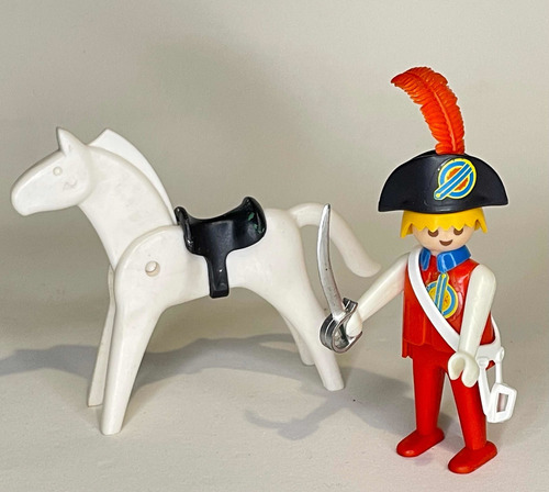 Playmobil Trol Capitão Francês E Cavalo