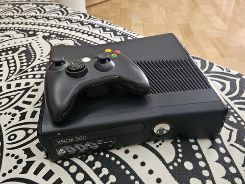 Xbox 360 Preto Com Controle 