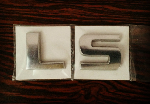 Emblema Ls Para Aveo,optra Y Silverado En Metal Pulido Foto 2