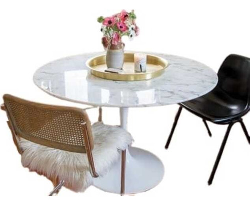 Mesa De Jantar Saarinen Tulipa 107cm Mármore Espirito Santo