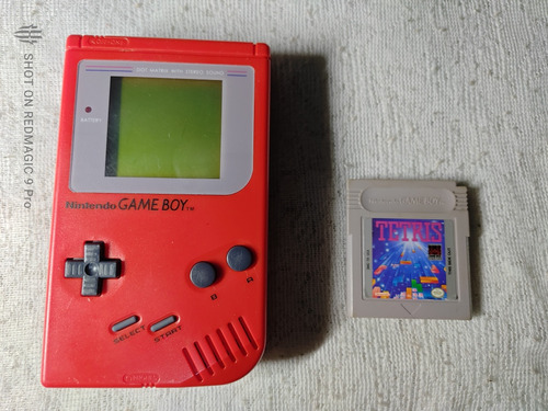 Game Boy Classic Rojo