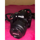  Nikon D3200 + Lente 18-55mm Vr Dslr Color  Negro 