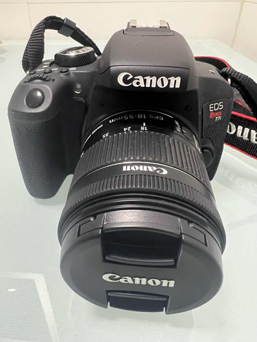 Câmera Canon T7i