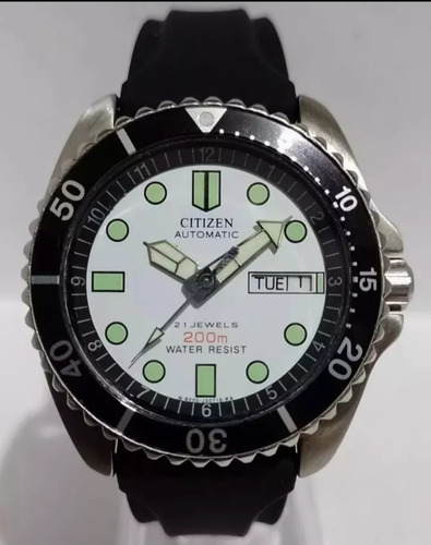 Impecable Reloj Citizen Diver's Automático Day-date No Seiko