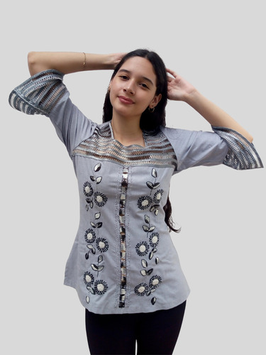 Blusa Mavel Gris Bordados Cartago Edis