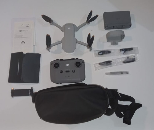 Drone Dji Mini 2 Se Fly More Combo Color Gris