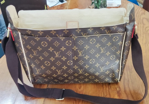 Louis Vuitton, Mensajero Classic Monogram, Sp0043