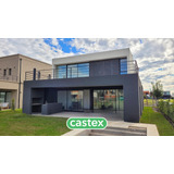 Casa En  Venta En El Barrio Carpinchos , Nordelta