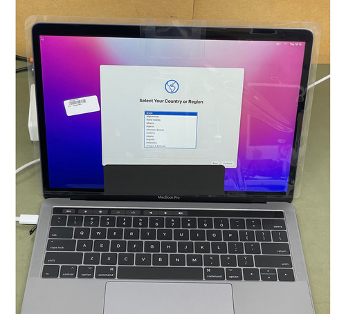 Macbook Pro (13-inch, 2016, 4 Tbt3) Usado