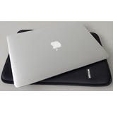 Macbook Air 13.3  · 2gb Ram, 128gb, Core 2 Duo