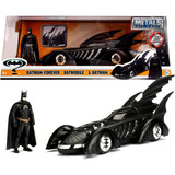 Batimovil Forever 1995 + Figura Batman. Escala 1:24 Jada.