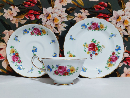 Trio Para Té De Porcelana Inglesa New Chelsea Con Detalle