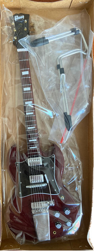 Guitarra Miniatura Gibson Sg Angus Young C/ Suporte - 26 Cm