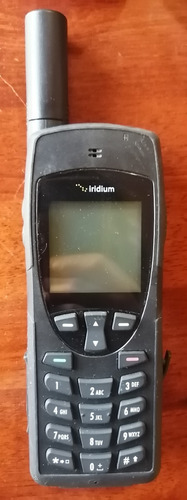 Teléfono Satelital Iridium 9555