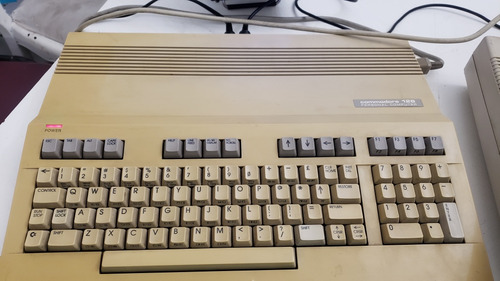 Commodore C128